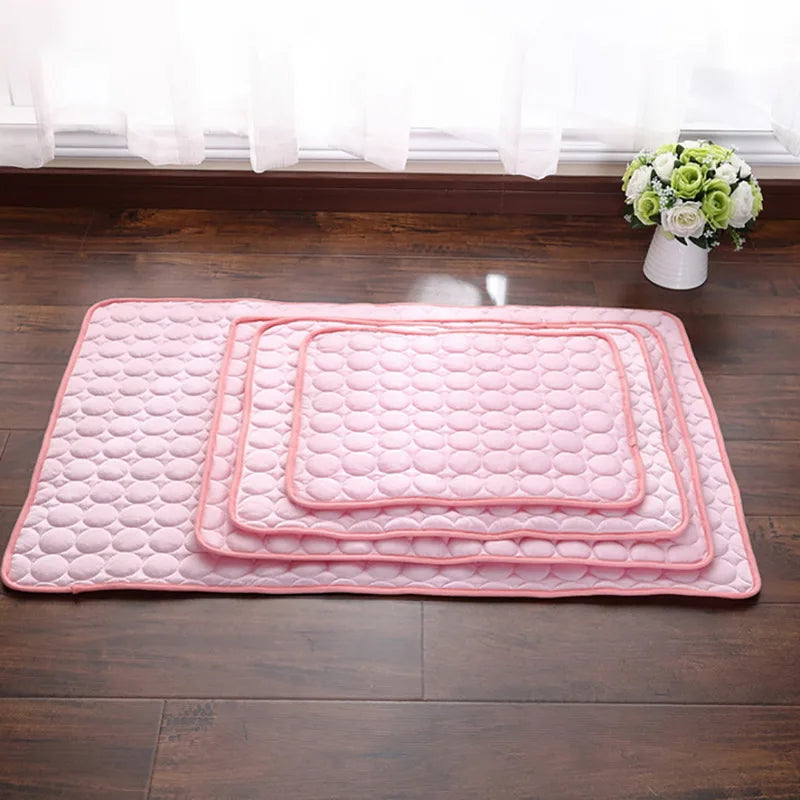 Dog Mat Cooling Summer Pad – Keep Your Pet Cool and Comfortable!