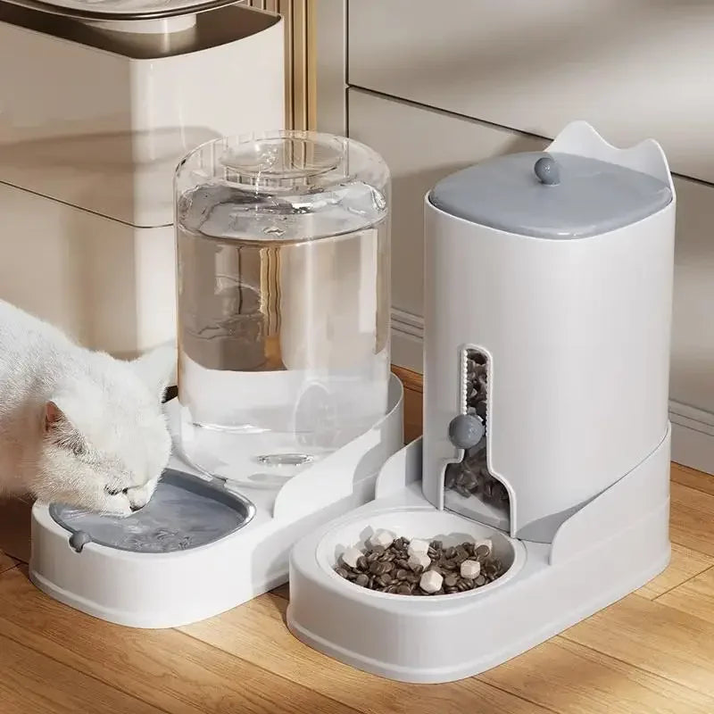 Automatic Pet Feeder & Water Dispenser - Transparent Food Storage for Dogs & Cats